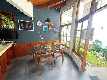 Vendo Hermosa Casa con Piscina en Rinconada del Lago