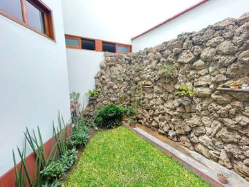 Vendo Hermosa Casa con Piscina en Rinconada del Lago