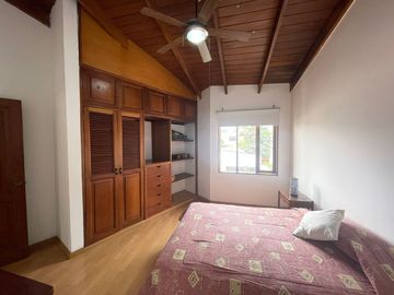 Vendo Hermosa Casa con Piscina en Rinconada del Lago