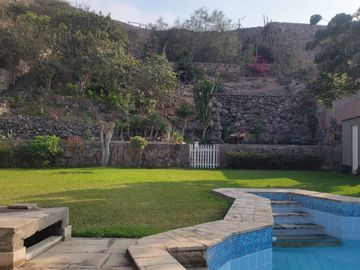 Vendo Hermosa Casa con Piscina en Rinconada del Lago