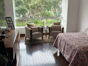 Vendo departamento en Chacarilla frente a Parque 3 dormitorios