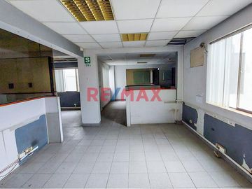 Venta De Edificio Local Comercial - La Fontana