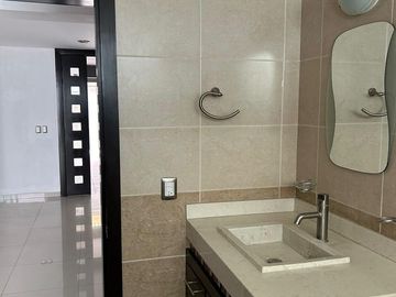 Casa en venta en Chapalita de Occidente