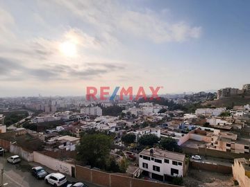 Se Vende Duplex !Descubre Tu Nuevo Hogar Con La Mejor Vista De Surco!