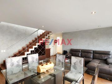 Se Vende Duplex !Descubre Tu Nuevo Hogar Con La Mejor Vista De Surco!
