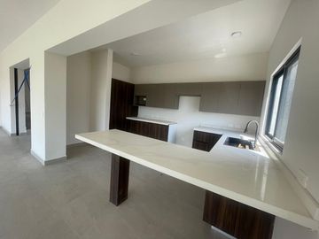 CASA EN VENTA  EN ALAMO SUR EN SANTIAGO NL
