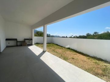 CASA EN VENTA  EN ALAMO SUR EN SANTIAGO NL