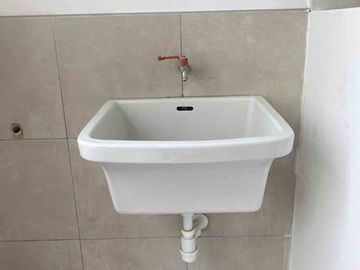 SOLÍS VENDE APARTAMENTO DE 115M EN URB. LOS CASTAÑOS, CAJAMARCA