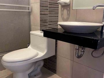 SOLÍS VENDE APARTAMENTO DE 115M EN URB. LOS CASTAÑOS, CAJAMARCA