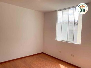 SOLÍS VENDE APARTAMENTO DE 115M EN URB. LOS CASTAÑOS, CAJAMARCA