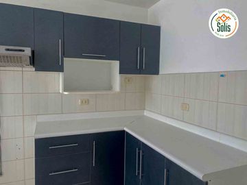 SOLÍS VENDE APARTAMENTO DE 115M EN URB. LOS CASTAÑOS, CAJAMARCA