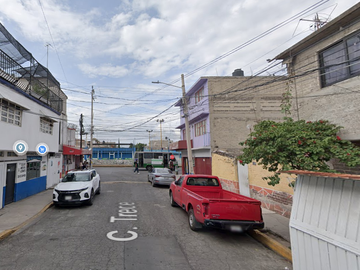 HERMOSA CASA PARA INVERTIR EN CIUDAD NEZAHUALCOYOTL