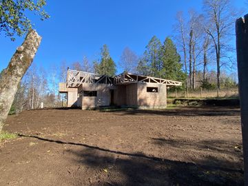 Casa por terminar 18 km Villarrica camino Ñancul Pitrufquén