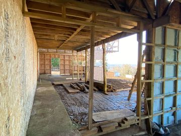 Casa por terminar 18 km Villarrica camino Ñancul Pitrufquén