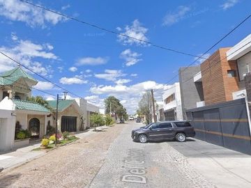 Venta de HERMOSA CASA en Aguascalientes, Col. Campestre de 4 Recamarás y 2 Baños