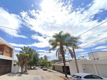 Venta de HERMOSA CASA en Aguascalientes, Col. Campestre de 4 Recamarás y 2 Baños