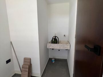 CASA NUEVA A TAN SOLO 20 MINUTOS DE SANTA FE CDMX