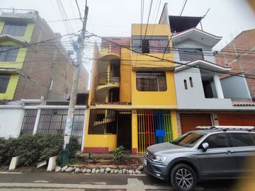 AIRES 4TO PISO EN VENTA URB. PORTADA DE CERES - SANTA ANITA
