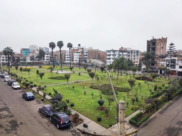 AIRES 4TO PISO EN VENTA URB. PORTADA DE CERES - SANTA ANITA
