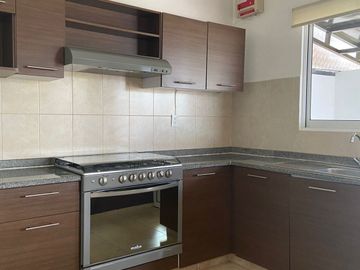 CASA EN RENTA FORESTA