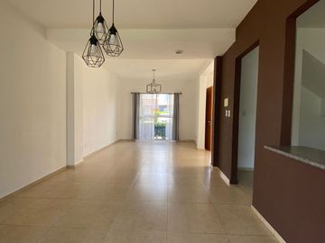CASA EN RENTA FORESTA