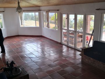 VENTA CASA POR YERBABUENA CON VISTA VALLE DE SOPO CONDOMINIO LA SOLEDAD