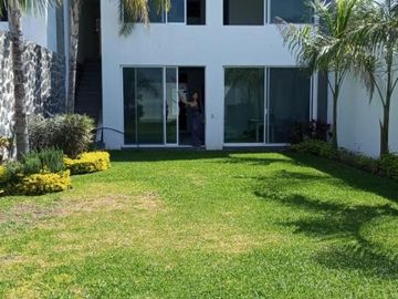 Casa sola en Brisas