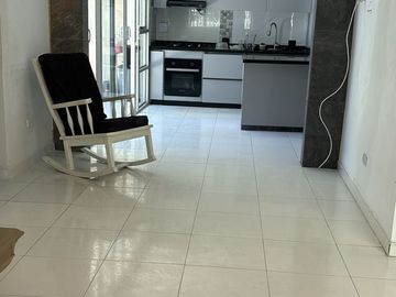 VENTA CASA ESQUINERA DE DOS NIVELES EN URBANIZACIÓN BELLOMAR DE PUERTO COLOMBIA