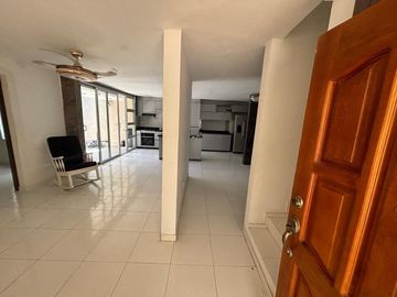 VENTA CASA ESQUINERA DE DOS NIVELES EN URBANIZACIÓN BELLOMAR DE PUERTO COLOMBIA