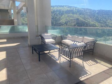 Hermoso bien ubicado depto 2 D, 2 b, cocina, logia, estac y bodega