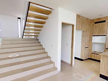 En ZIBATA QUERÉTARO Hermosa y a estrenar Casa en Venta con Seguridad y Amenidades