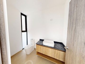 En ZIBATA QUERÉTARO Hermosa y a estrenar Casa en Venta con Seguridad y Amenidades