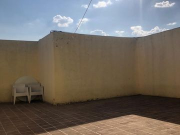 322 M2, PENTHOUSE 2 NIVELES, 3 CAJONES TECHADOS, FUENTES DE SATÉLITE