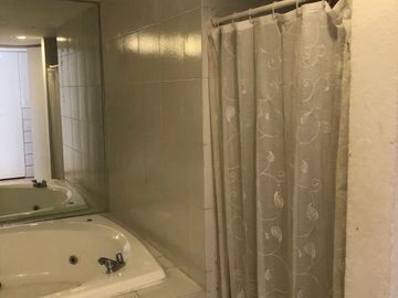 322 M2, PENTHOUSE 2 NIVELES, 3 CAJONES TECHADOS, FUENTES DE SATÉLITE