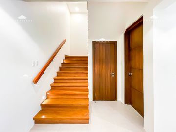 Ayala Southvale Primera, Las Pinas City, Daang Hari Brand New 4BR House for Sale!