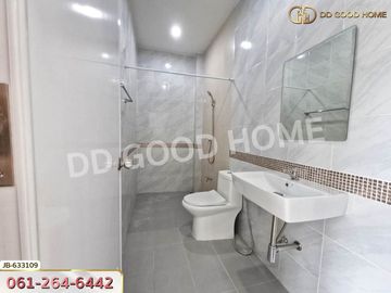 Single house in Pak Chong, Nakhon Ratchasima, near Khao Yai National Park