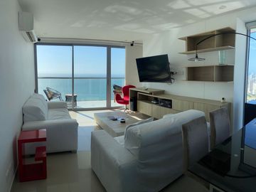 APARTAMENTO EN VENTA VISTA AL MAR PISO ALTO EN BOCAGRANDE, CARTAGENA