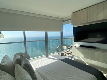 APARTAMENTO EN VENTA VISTA AL MAR PISO ALTO EN BOCAGRANDE, CARTAGENA