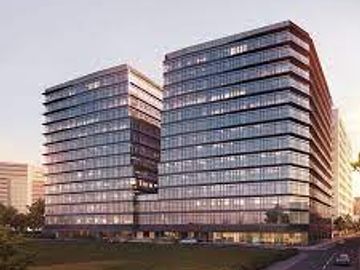 Office Space with 3 Parkng Slots For Sale in Savya Financial Center, Arca South, Taguig City