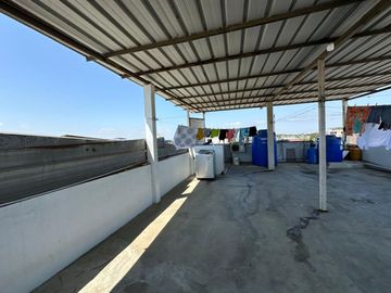 casa comercial de venta en manta zona norte