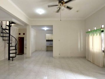 Rumah Cantik dan Nyaman di Perumahan Griya Kuantan