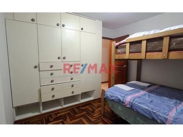 Vendo Duplex En La Av El Golf Con Cochera 173 M2