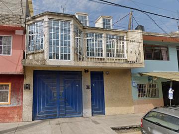 Casa en Venta Lago Trasimeno Agua Azul Cdad. Nezahualcóyotl, Méx.