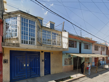 Casa en Venta Lago Trasimeno Agua Azul Cdad. Nezahualcóyotl, Méx.