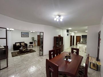 casa rentera de venta en manta zona norte