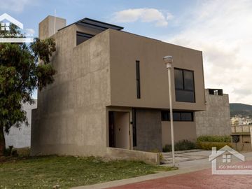 ESTRENA CASA EN FRAILES RESIDENCIAL