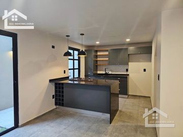 ESTRENA CASA EN FRAILES RESIDENCIAL