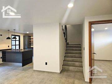 ESTRENA CASA EN FRAILES RESIDENCIAL