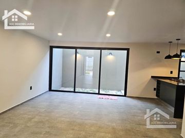 ESTRENA CASA EN FRAILES RESIDENCIAL