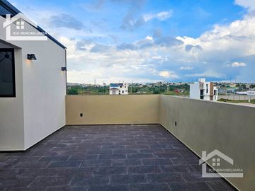 ESTRENA CASA EN FRAILES RESIDENCIAL